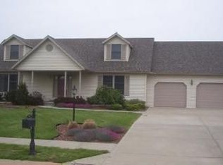 255 Claiborne Dr, Dry Ridge, KY 41035