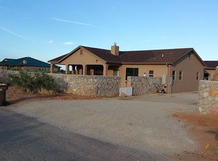 7336 Shannon Rd, Las Cruces, NM 88011
