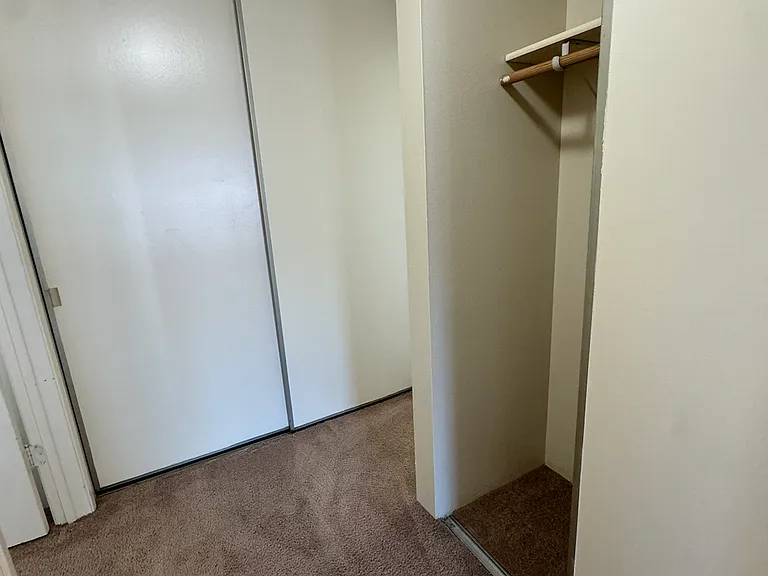 4130 11th Ave NE #3003 — Photo 5