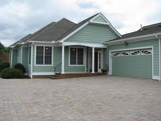 1st image of 9424 Amberleigh Cir