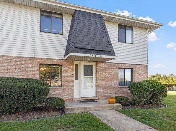 8411 162nd Pl APT 2, Tinley Park, IL 60487