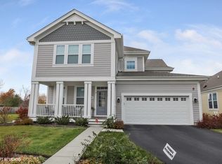 811 Timbers Edge Ln, Northbrook, IL 60062