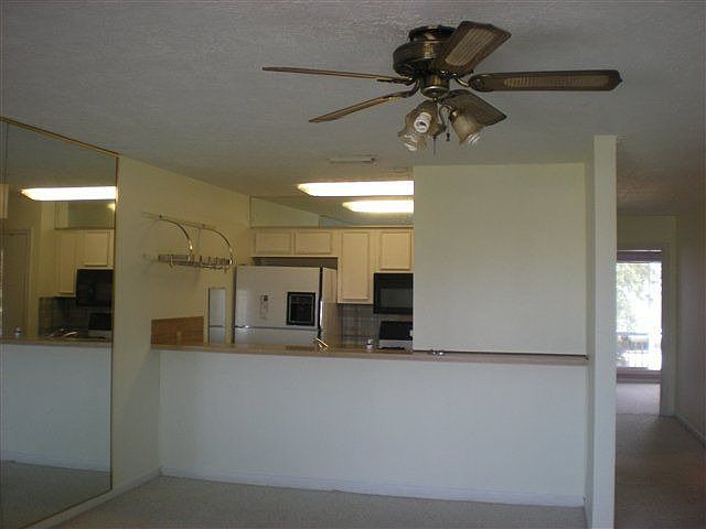 1st image of 7006 N Holiday Dr
