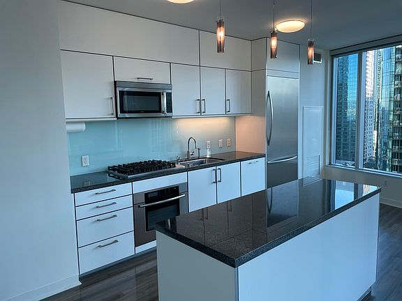 4th image of 301 Main St #29G