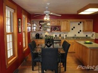 414 2nd Ave SW, Dyersville, IA 52040