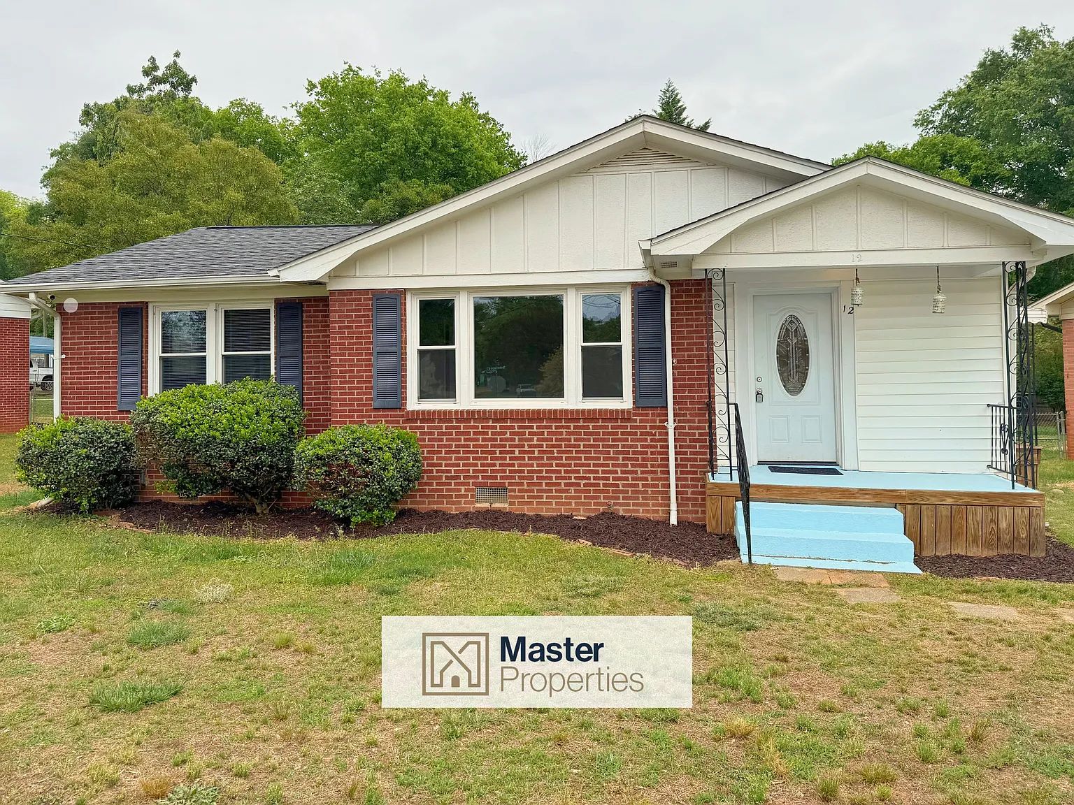 3 bed, 1200 sqft, $1,595 — Photo 1