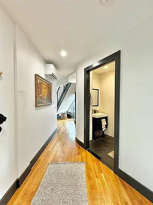 Rented by Doorway NYC, LLC | media 4