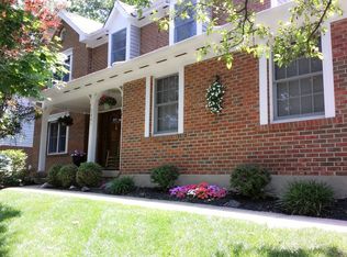 5461 Redoak Dr, Cincinnati, OH 45238