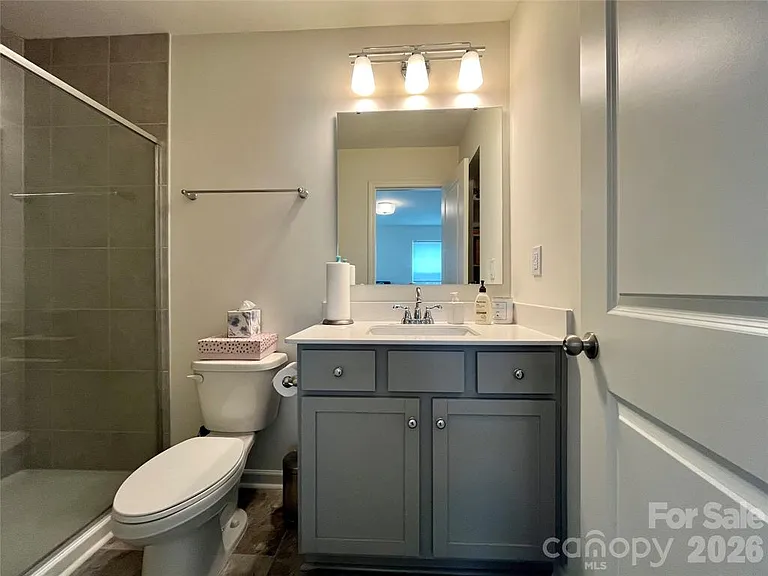 11005 Woodland Creek Way — Photo 7