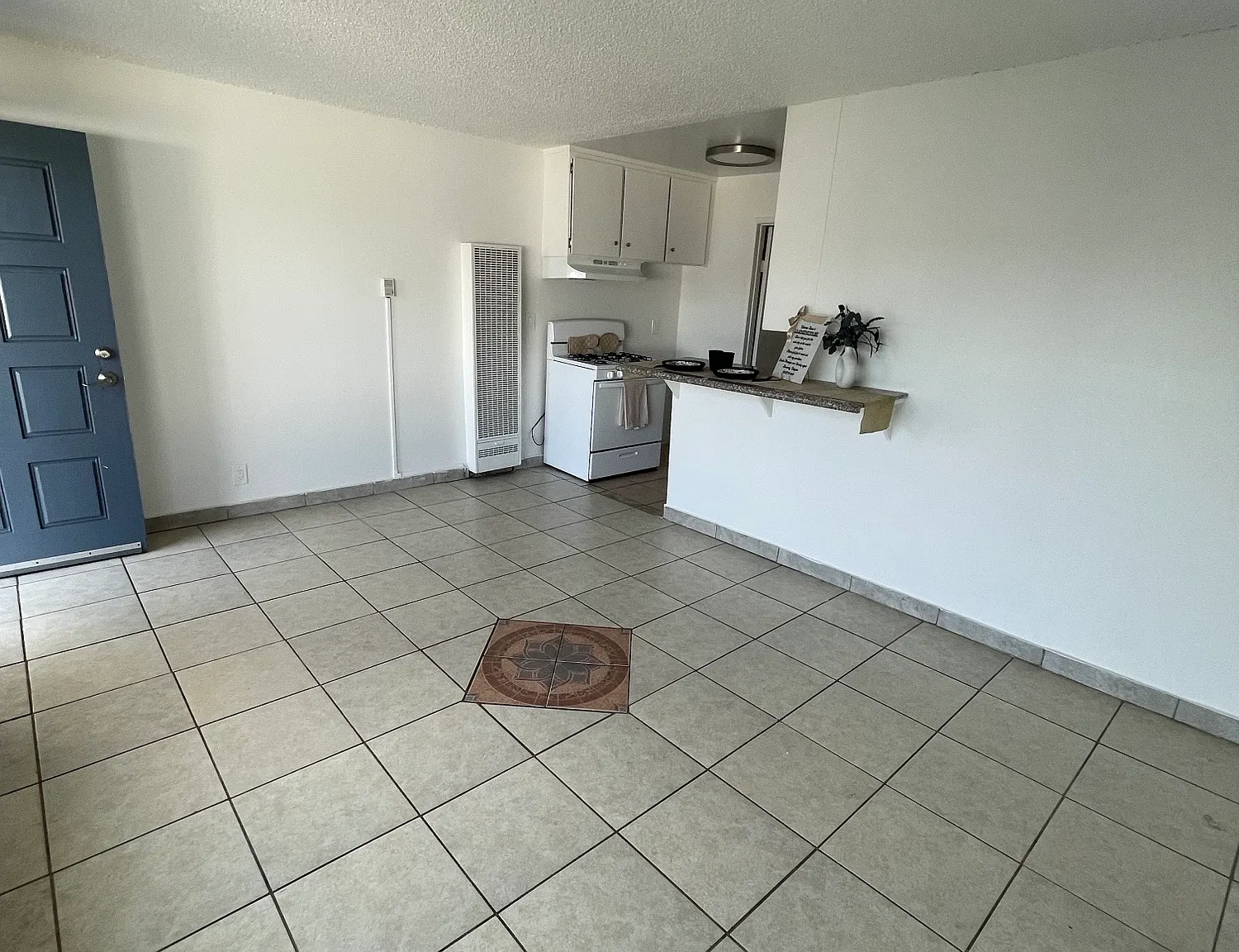 7512 Vineland 1BR 1 BA — Photo 2