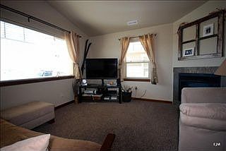 5th image of 932 Twin Lakes Ave
