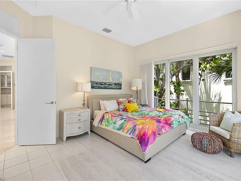 3860 Gordon Dr — Photo 29