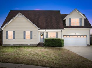 1372 Man O War Ct, Clarksville, TN 37042