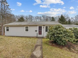 22 Greenville Rd, North Smithfield, RI 02896