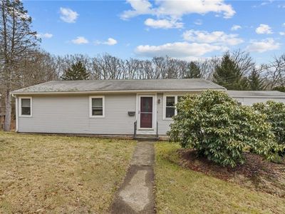 22 Greenville Rd, North Smithfield, RI, 02896