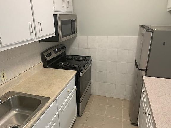4th image of 43-49 Van Wagenen Ave #2I