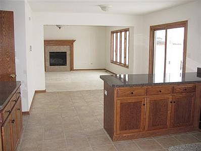 5th image of 1296 Southcreek Dr