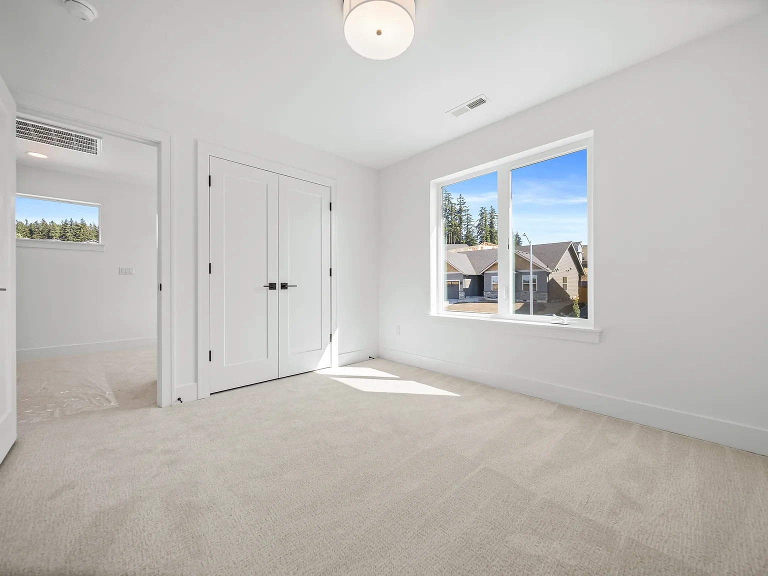 3 bed, 1748 sqft, $3,250 — Photo 2