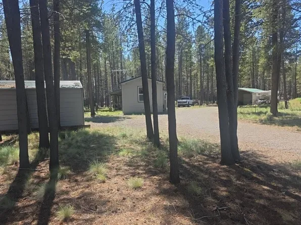 8050 Howard Rd, La Pine, OR 97739