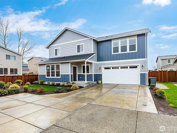 2nd image of 122 N Trail Road