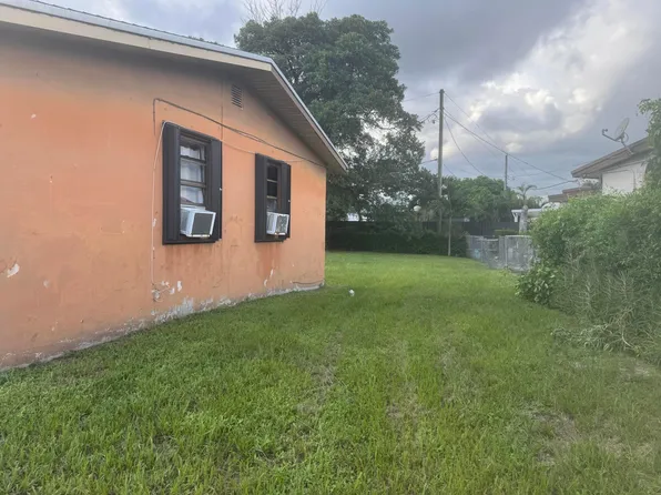 555 HAREM Avenue, Opa Locka, FL 33054