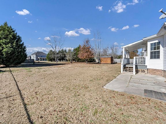 5th image of 25 Raindance Ln