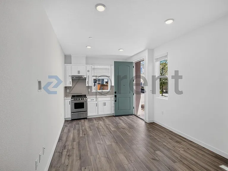 1518 N Central Pkwy #ADU — Photo 8