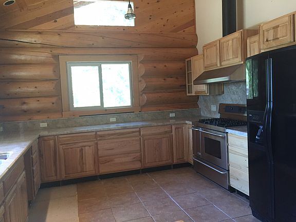 4th image of 19799 Ponderosa Dr