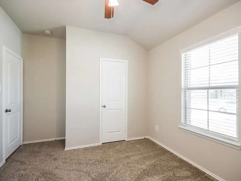 20117 Lecrete Mill Dr — Photo 13
