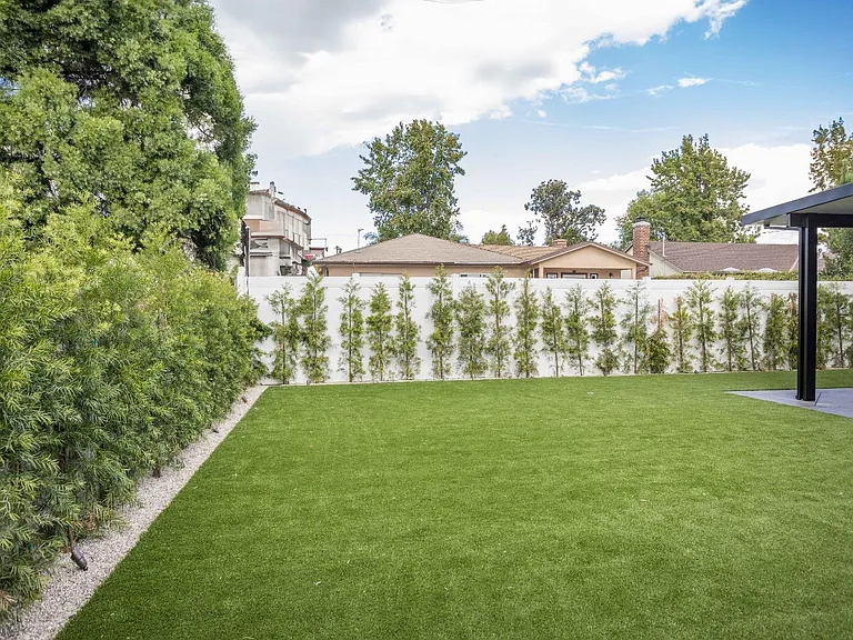 13355 Debby St — Photo 20