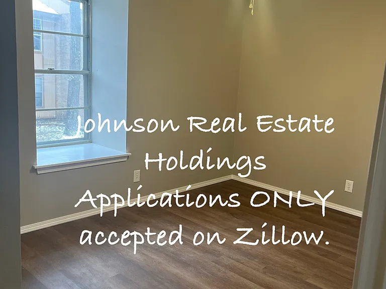 4715 SE Adams Blvd #905D — Photo 8