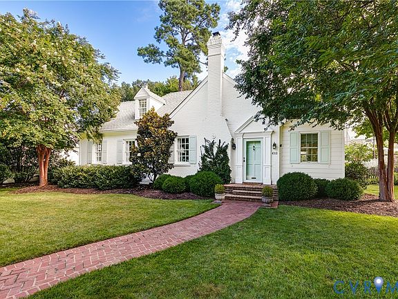 3rd image of 4312 N Ashlawn Dr