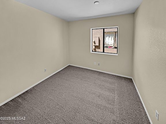 5th image of 2670 W Camino Hornos