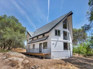 21978 Auberry Rd, Clovis, CA 93619