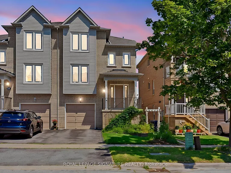 36 Moorefield Dr — Photo 1