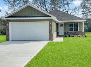 3165 Chestnut St, Crestview, FL 32539