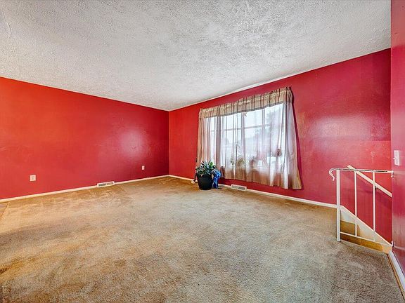 3rd image of 3836 Long Meadow Ave NW