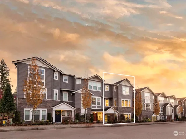 23947 SE 45th Terr, Sammamish, WA 98029