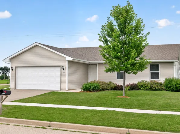 927 Foley Rd, Belvidere, IL 61008