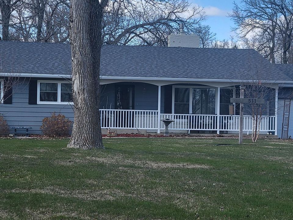1st image of 511 Woodland Dr