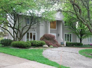 4288 Southmoor Ln, West Bloomfield, MI 48323