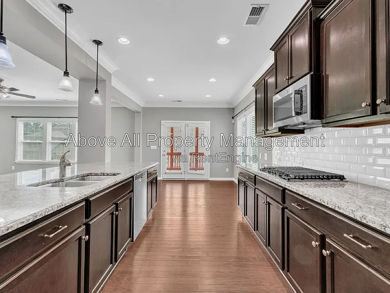 2 Horton Grove Ct — Photo 22
