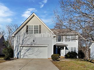 724 Pecan Ridge Cir, Kernersville, NC 27284
