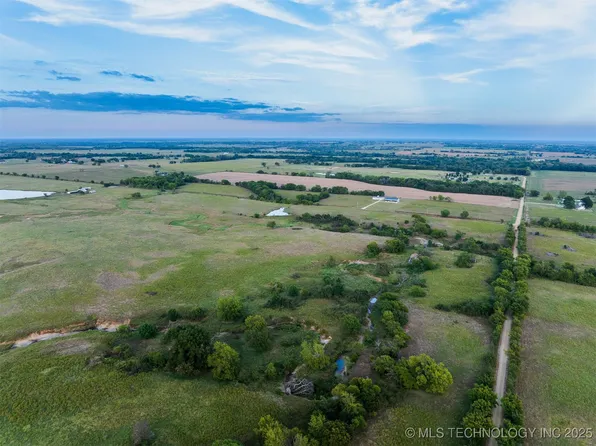 170 Ash Rd, Morris, OK 74445