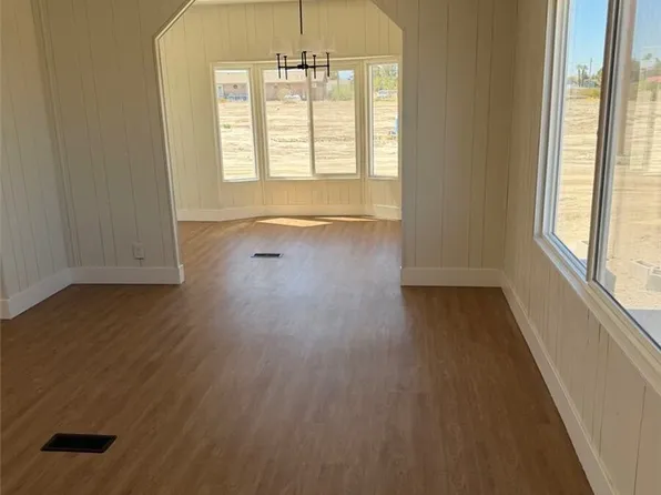 6401 Hafen Ranch Rd, Pahrump, NV 89061