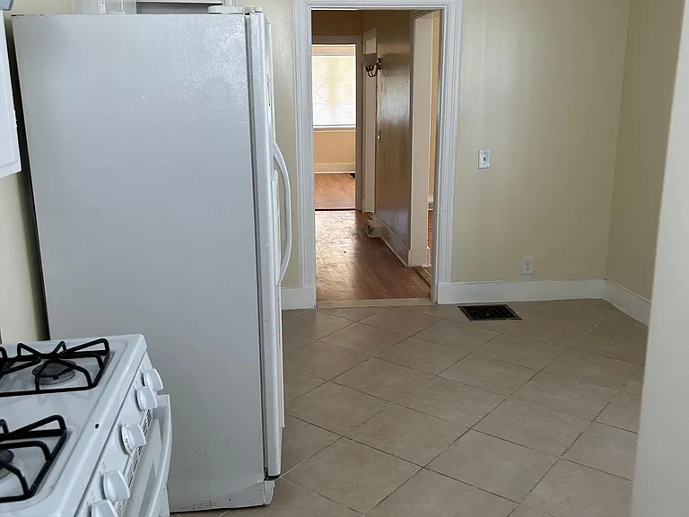 148 Melrose St #148 — Photo 14