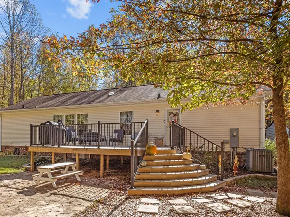 88 Harvest Ln, Hurdle Mills, NC 27541