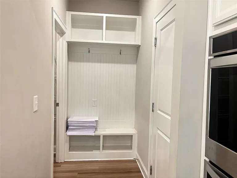 5800 Arbor Green Cir — Photo 8