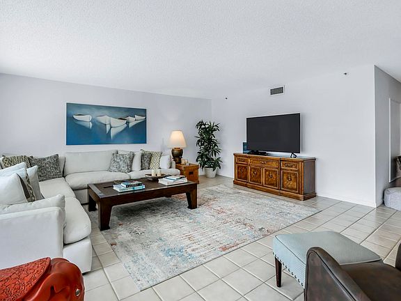 5th image of 4301 N Ocean Blvd APT A206