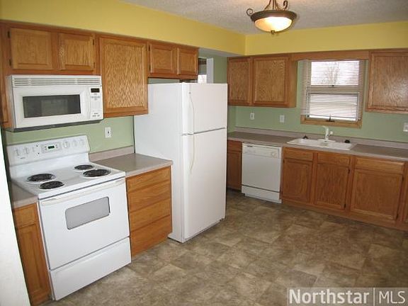 2nd image of 491 Maplewood Cir SW
